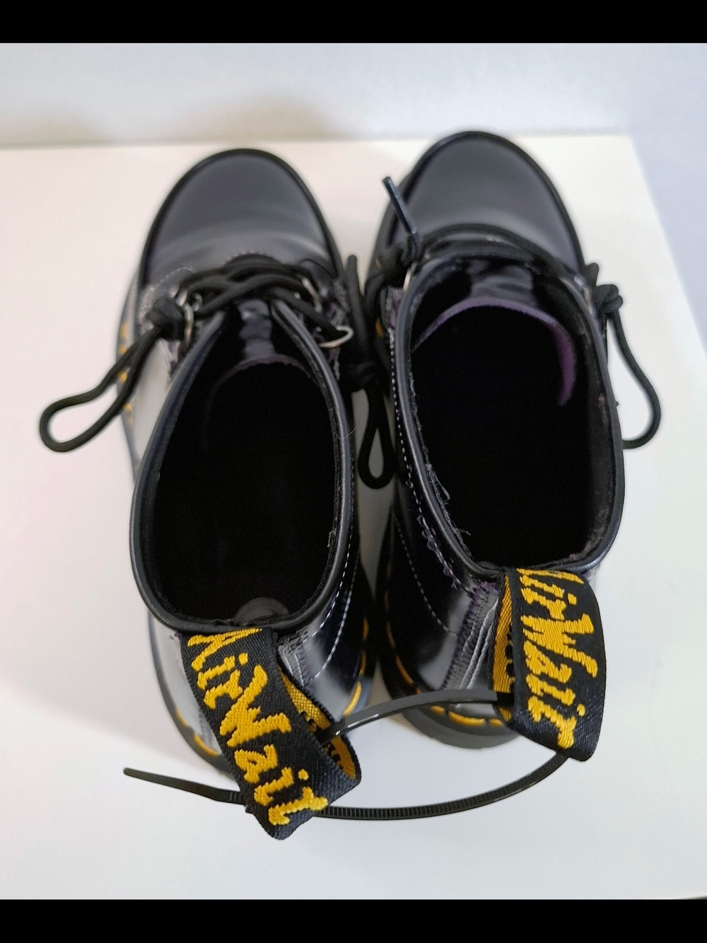 Dr. Martens Evo Black Leather Lug Sole Lace-Up Shoes - Picture 7 of 11